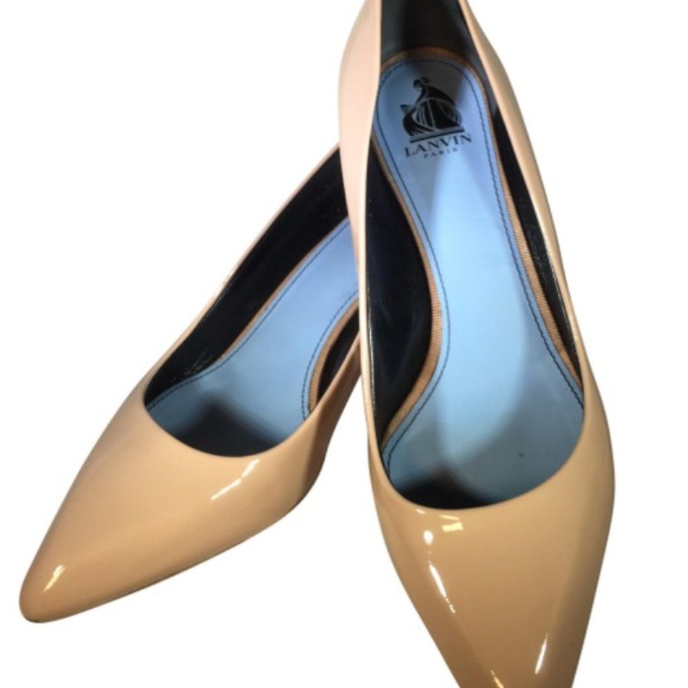 Lanvin taupe pumps
